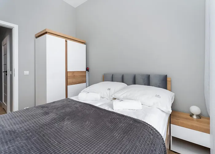 Summer Lofts Premium With Parking