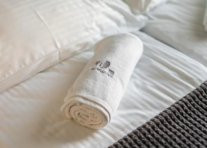 Summer Lofts Premium With Parking